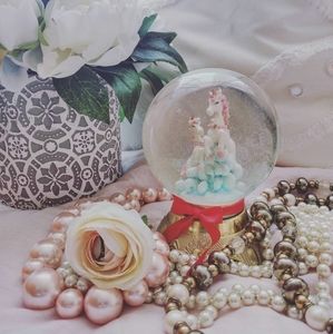 Meet Your Posher Sarina!